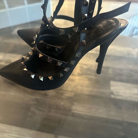 Valentino Garavani Rockstud Black Women's Shoes - Picture 5 of 14